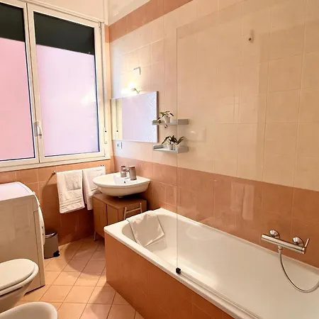 Gale Apartments-serra 公寓 *